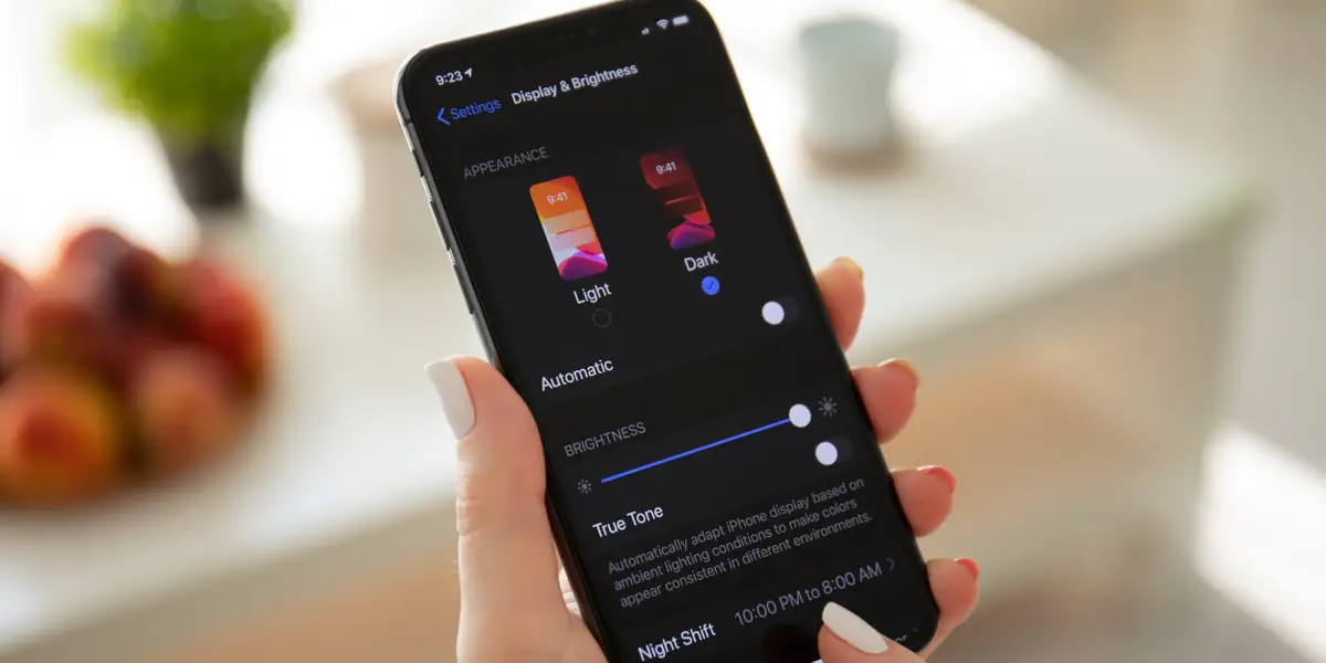 How to Enable Dark Mode on your iPhone and iPad